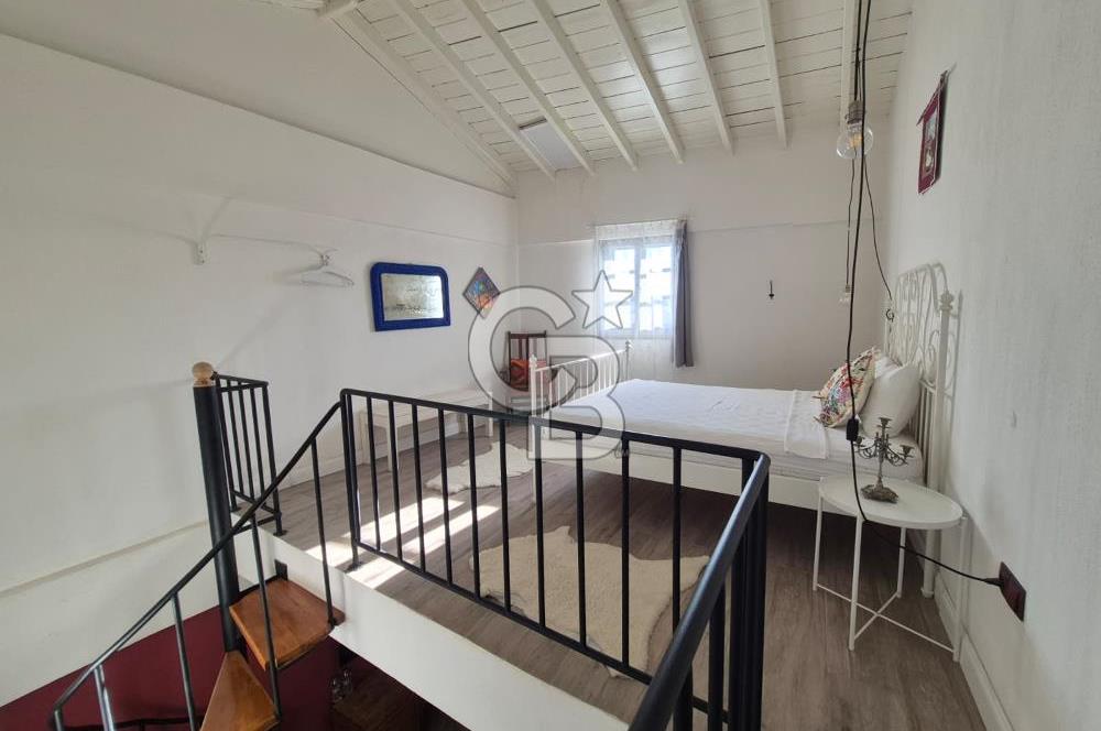 Küçükköy’de Taş Mimarili 6 Oda Kapasiteli Satılık Butik Otel