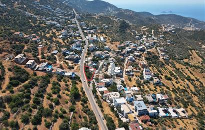 Kaş Bezirgan Villalar Bölgesinde Ana Yola Cepheli
