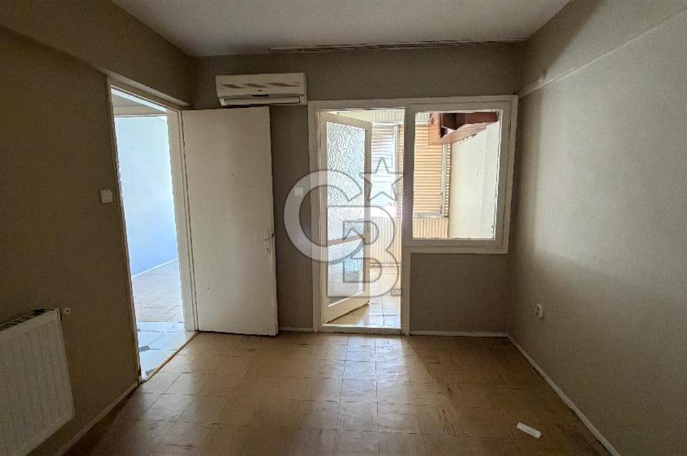 📍 KARŞIYAKA BAHARİYE’DE MERKEZİ KONUMDA 3+1 KİRALIK DAİRE