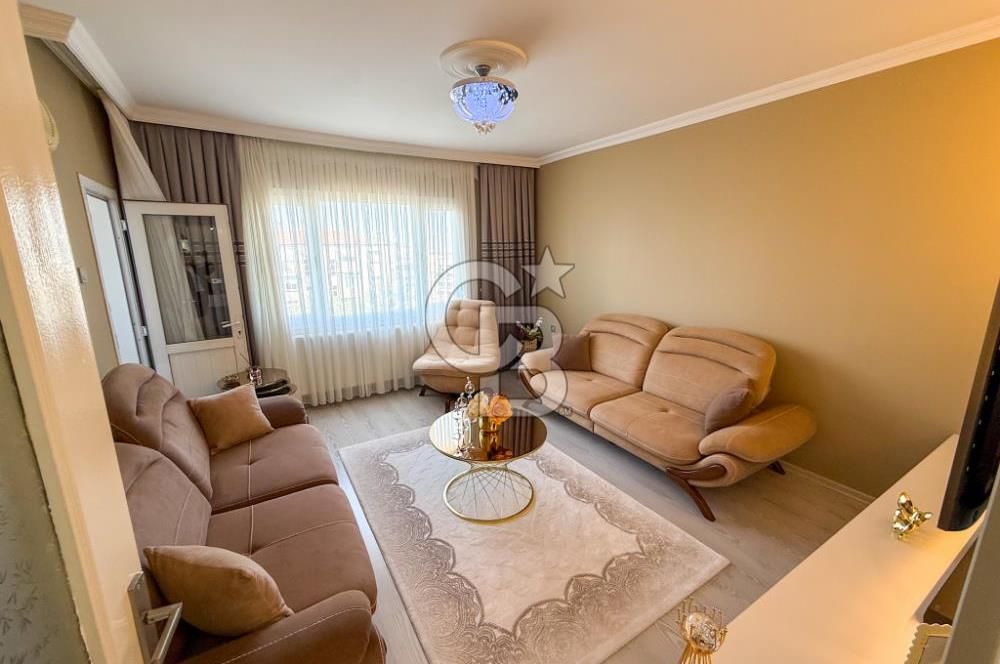 Buca Evka 1'de Full Tadilatlı Kapalı Mutfak 2+1 Satılık Daire
