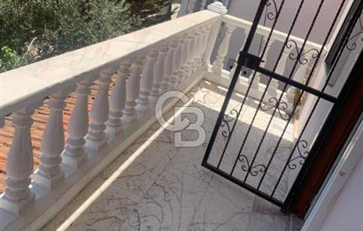 ÜRKMEZDE DENİZE 50 METRE YAKINLIKTA KİRALIK TRİPLEKS VİLLA