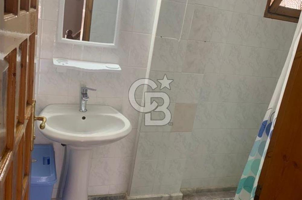 ÜRKMEZDE DENİZE 50 METRE YAKINLIKTA KİRALIK TRİPLEKS VİLLA