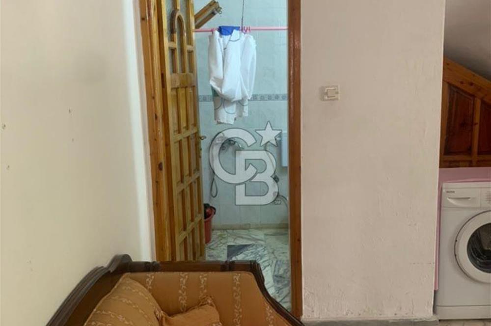 ÜRKMEZDE DENİZE 50 METRE YAKINLIKTA KİRALIK TRİPLEKS VİLLA