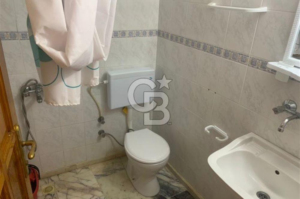 ÜRKMEZDE DENİZE 50 METRE YAKINLIKTA KİRALIK TRİPLEKS VİLLA