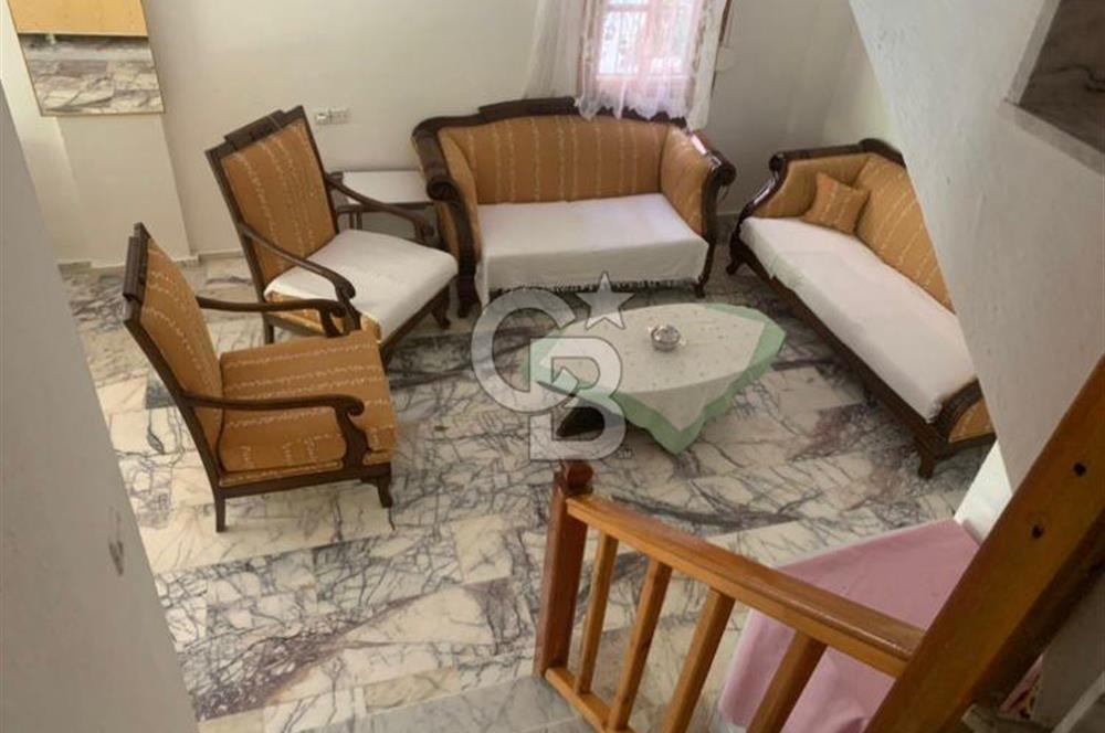 ÜRKMEZDE DENİZE 50 METRE YAKINLIKTA KİRALIK TRİPLEKS VİLLA