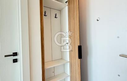 İnci Smyrna' da Deniz Manzaralı Satılık 1+1 Daire