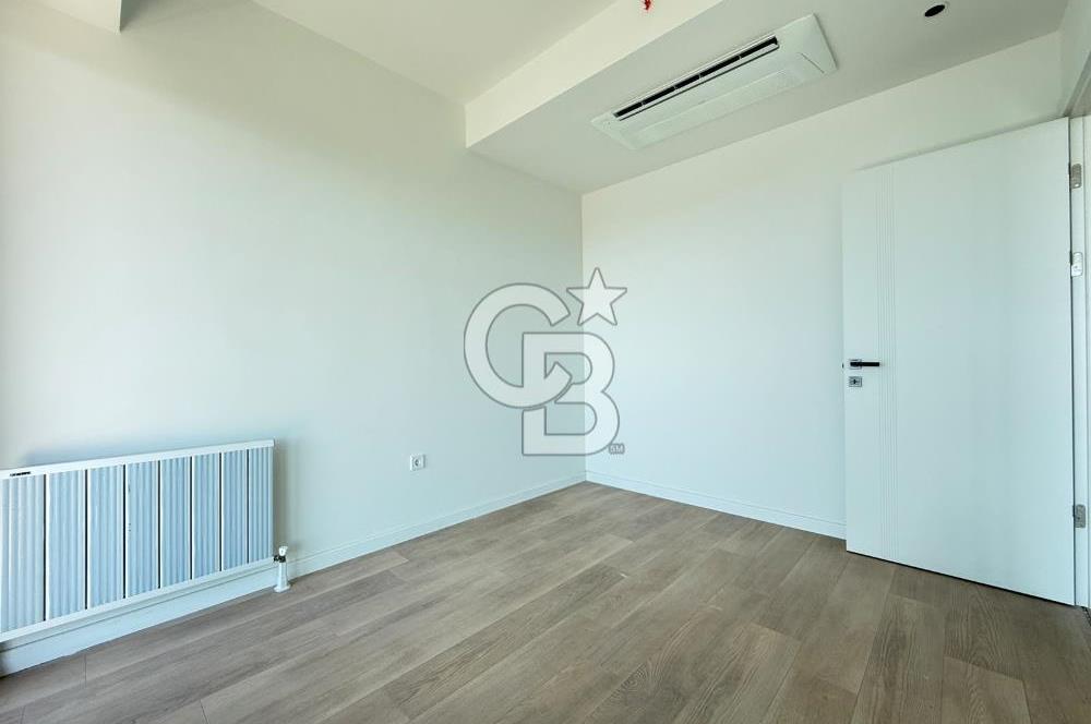 İnci Smyrna' da Deniz Manzaralı Satılık 1+1 Daire
