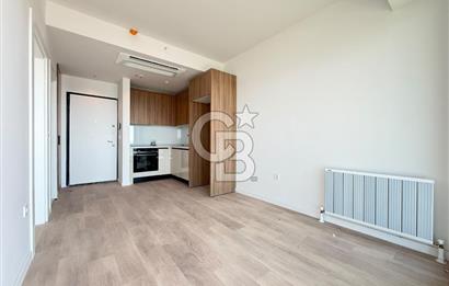 İnci Smyrna' da Deniz Manzaralı Satılık 1+1 Daire