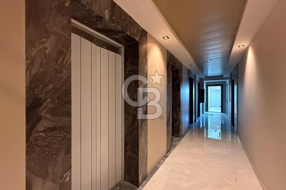İnci Smyrna' da Deniz Manzaralı Satılık 1+1 Daire