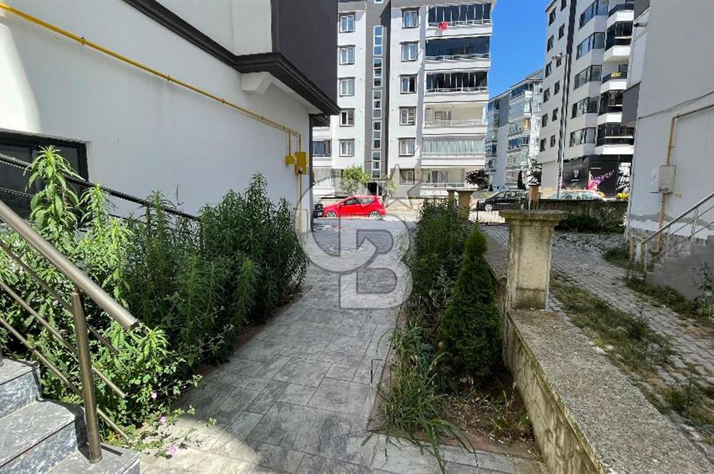 Atakent Tramvay Durağına 300 mt. Full Eşyalı Kiralık 1+1 Daire