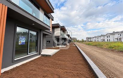KOCAELİ BAŞİSKELE YENİKÖY MERKEZ SİTE İÇİNDE SATILIK 4+1 VİLLA
