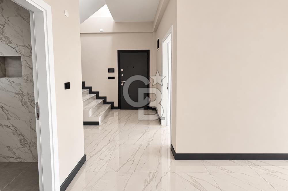 KOCAELİ BAŞİSKELE YENİKÖY MERKEZ SİTE İÇİNDE SATILIK 4+1 VİLLA