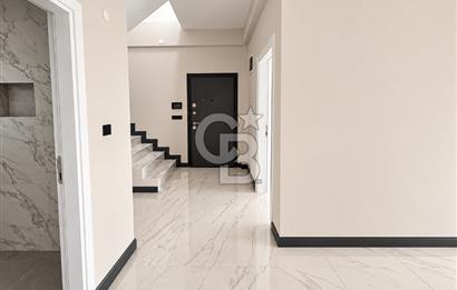KOCAELİ BAŞİSKELE YENİKÖY MERKEZ SİTE İÇİNDE SATILIK 4+1 VİLLA