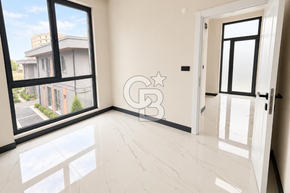 KOCAELİ BAŞİSKELE YENİKÖY MERKEZ SİTE İÇİNDE SATILIK 4+1 VİLLA