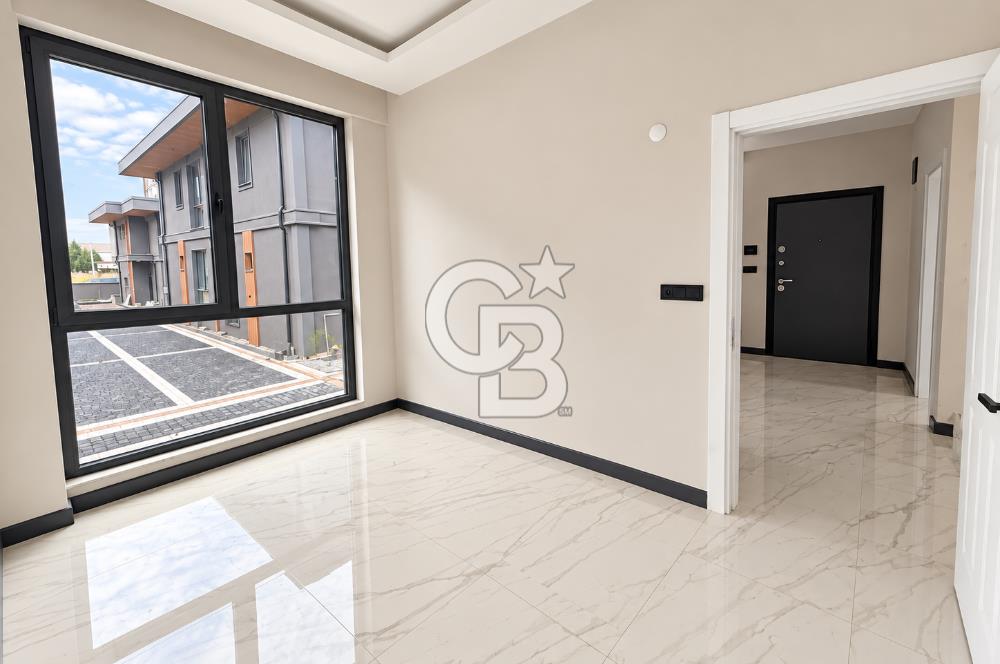 KOCAELİ BAŞİSKELE YENİKÖY MERKEZ SİTE İÇİNDE SATILIK 4+1 VİLLA