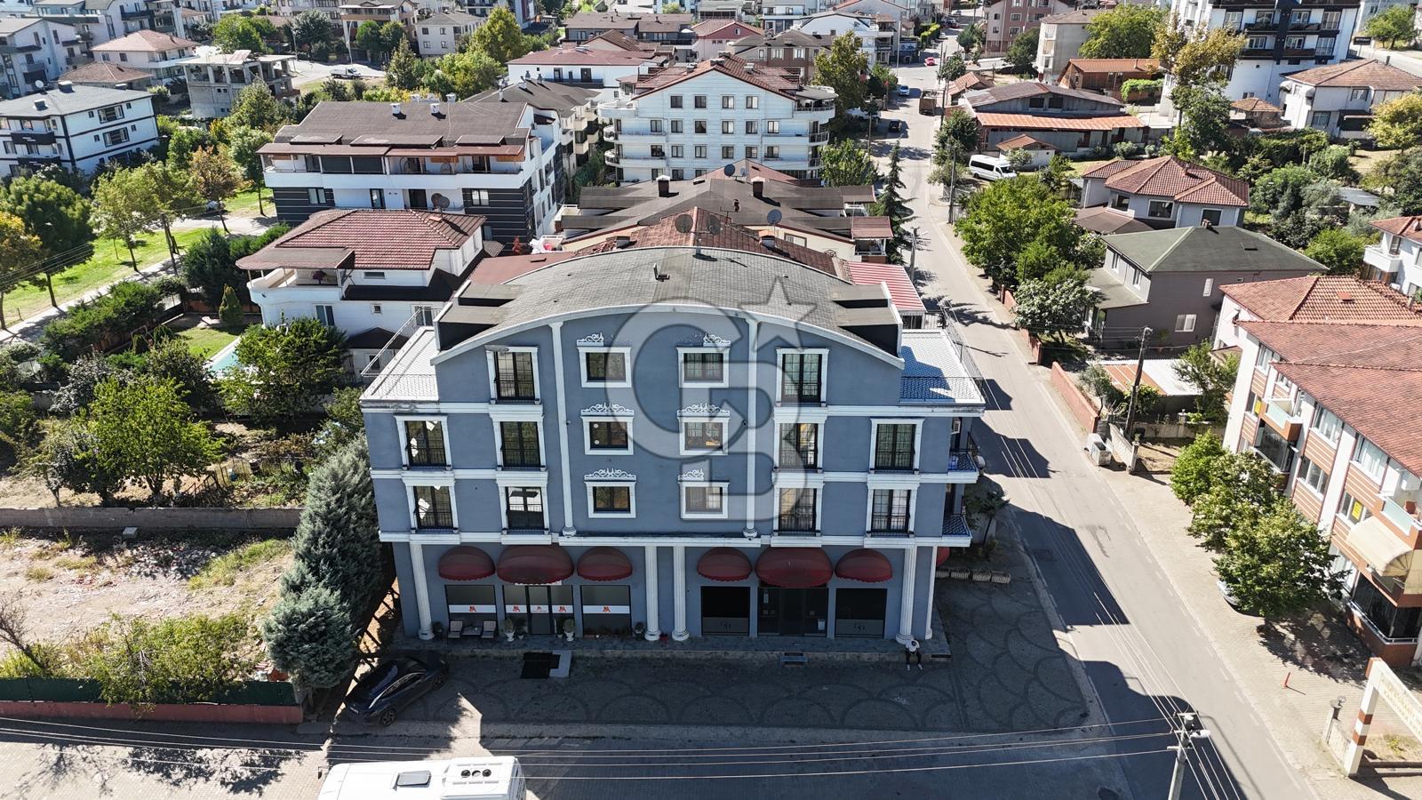 BAŞİSKELE BARBAROS 3CEPHELİ SATILIK GENİŞ 4+1 ÇATI DUBLEKS DAİRE