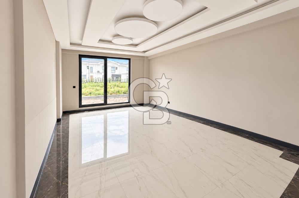 KOCAELİ BAŞİSKELE YENİKÖY MERKEZ SİTE İÇİNDE SATILIK 4+1 VİLLA