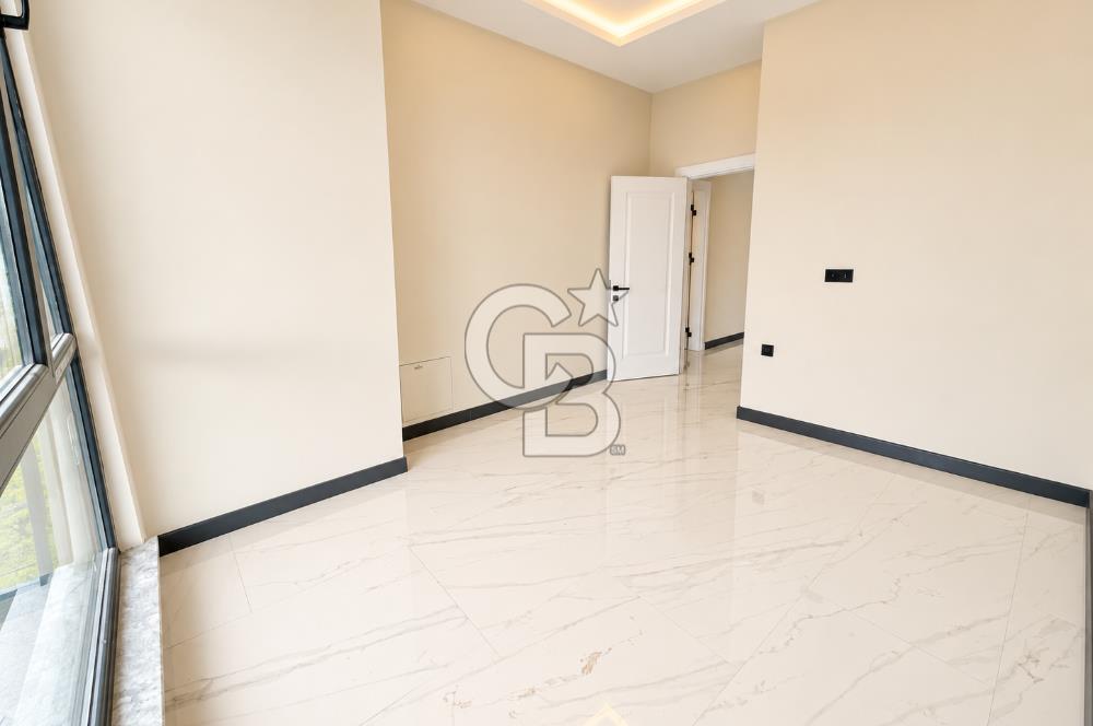 KOCAELİ BAŞİSKELE YENİKÖY MERKEZ SİTE İÇİNDE SATILIK 4+1 VİLLA