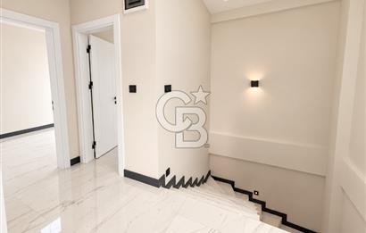 KOCAELİ BAŞİSKELE YENİKÖY MERKEZ SİTE İÇİNDE SATILIK 4+1 VİLLA