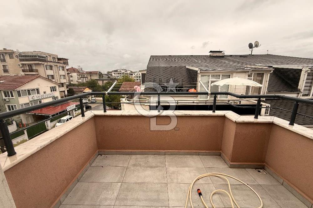 KOCAELİ BAŞİSKELE BARBAROS MERKEZ 2+1 SATILIK ÇATI DUBLEKS DAİRE