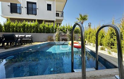 Kuşadası Davutlar’da Havuzlu 4+1 Satılık Lüks Villa 
