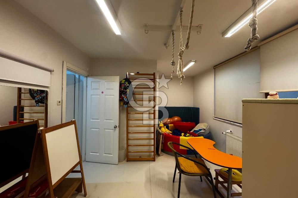 ÜSKÜDAR, BURHANİYE KİRALIK 5+1 , 3 KATLI BAHÇELİ OFİS 