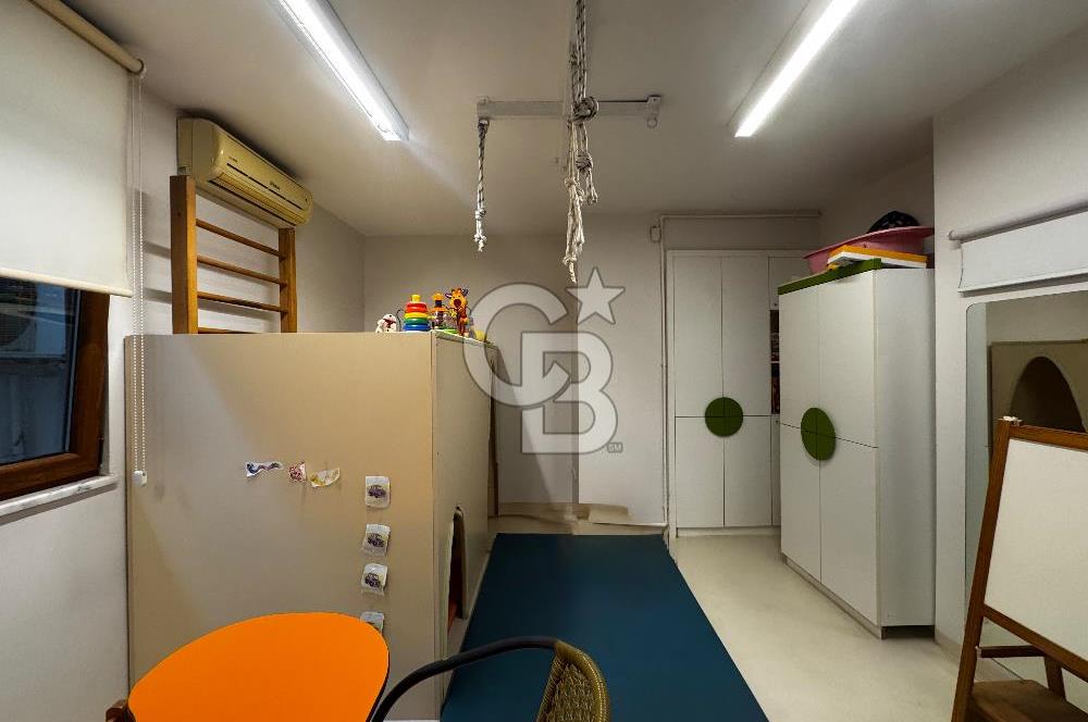 ÜSKÜDAR, BURHANİYE KİRALIK 5+1 , 3 KATLI BAHÇELİ OFİS 