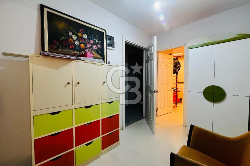 ÜSKÜDAR, BURHANİYE KİRALIK 5+1 , 3 KATLI BAHÇELİ OFİS 