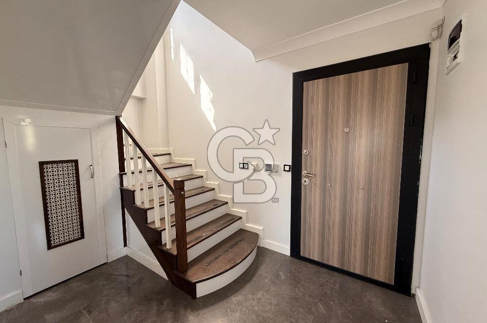 BAŞİSKELE BARBAROS 3CEPHELİ SATILIK GENİŞ 4+1 ÇATI DUBLEKS DAİRE