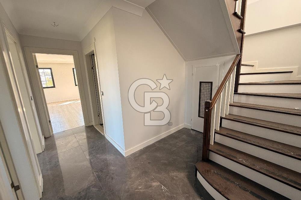 BAŞİSKELE BARBAROS 3CEPHELİ SATILIK GENİŞ 4+1 ÇATI DUBLEKS DAİRE