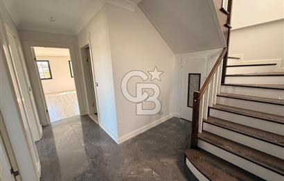BAŞİSKELE BARBAROS 3CEPHELİ SATILIK GENİŞ 4+1 ÇATI DUBLEKS DAİRE