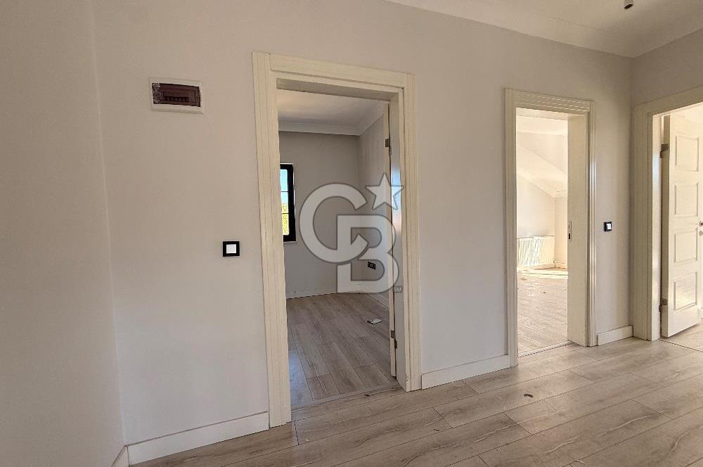 BAŞİSKELE BARBAROS 3CEPHELİ SATILIK GENİŞ 4+1 ÇATI DUBLEKS DAİRE