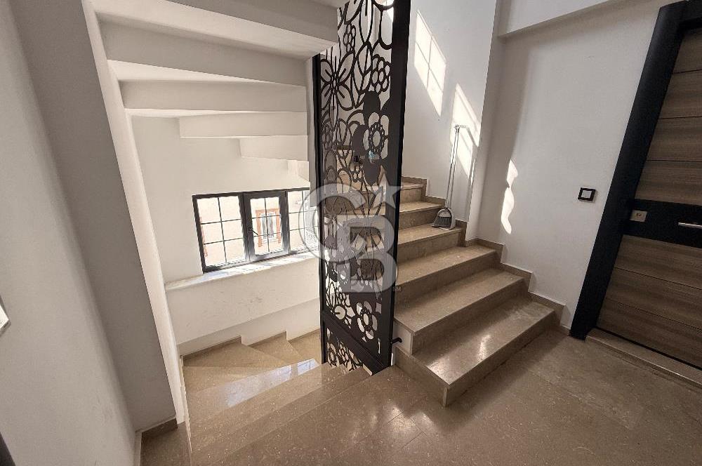 BAŞİSKELE BARBAROS 3CEPHELİ SATILIK GENİŞ 4+1 ÇATI DUBLEKS DAİRE