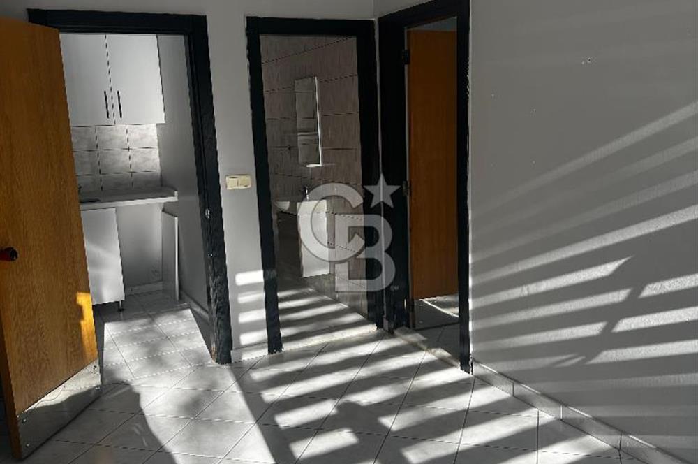 Oran TRT Karşısı Örmes Sitesinde Muftaklı WC'li Kiralık Dükkan