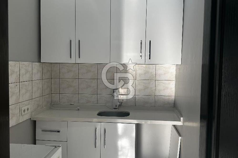 Oran TRT Karşısı Örmes Sitesinde Muftaklı WC'li Kiralık Dükkan