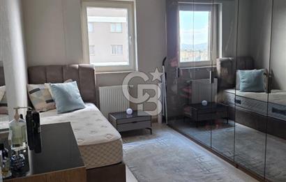ERYAMAN KAŞMİR SİTESİ'NDE GÖL MANZARALI 4+1 SATILIK DAİRE