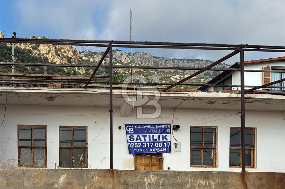 Kaş Bezirgan Villalar Bölgesinde Ana Yola Cepheli