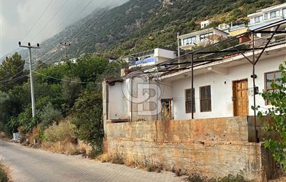 Kaş Bezirgan Villalar Bölgesinde Ana Yola Cepheli