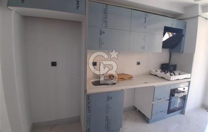 Küçükçekmece Fatih Mah Kırımlı Cadde sıfır satılık 3+1 daire