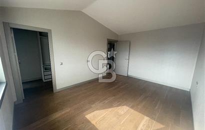 GÖLBAŞI KARŞIYAKA MAH. GÖL VİLLA MOGAN SİTESİ KİRALIK 5+2 VİLLA