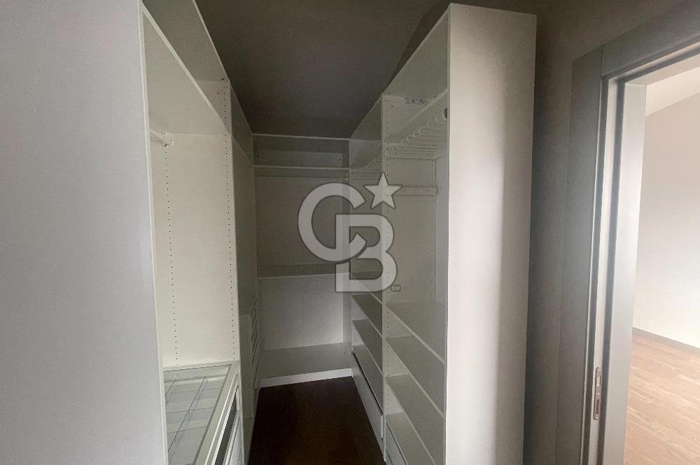 GÖLBAŞI KARŞIYAKA MAH. GÖL VİLLA MOGAN SİTESİ KİRALIK 5+2 VİLLA