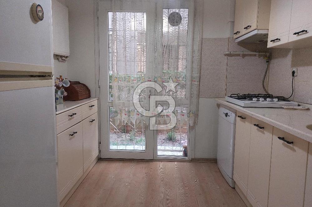 Karabağlar Esenyalı'da Kiralık Geniş 3+1 Eşyalı Daire