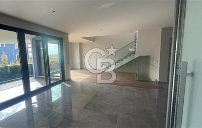 GÖLBAŞI KARŞIYAKA MAH. GÖL VİLLA MOGAN SİTESİ KİRALIK 5+2 VİLLA