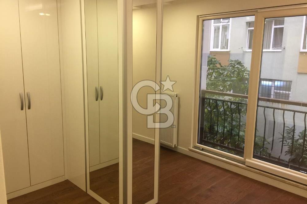 Bakırköy Vezüv Konaklarında Çift Girişli Dubleks Daire 4+1