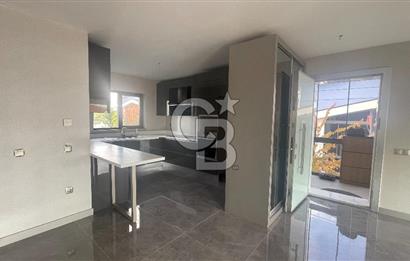 GÖLBAŞI KARŞIYAKA MAH. GÖL VİLLA MOGAN SİTESİ KİRALIK 5+2 VİLLA