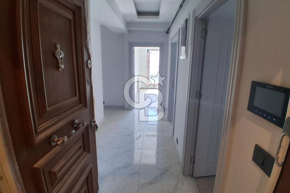 Küçükçekmece Fatih Mah Kırımlı Cadde sıfır satılık 3+1 daire