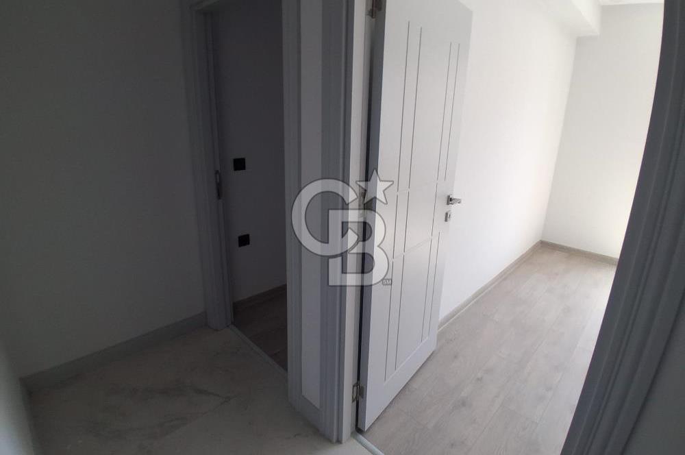 Küçükçekmece Fatih Mah Kırımlı Cadde sıfır satılık 3+1 daire