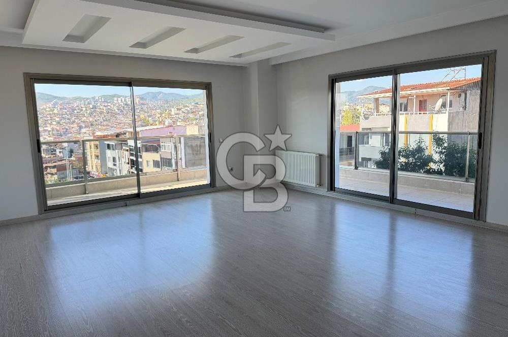 İzmir Karabağlar Site İçinde Kiralık Geniş 3+1 Daire