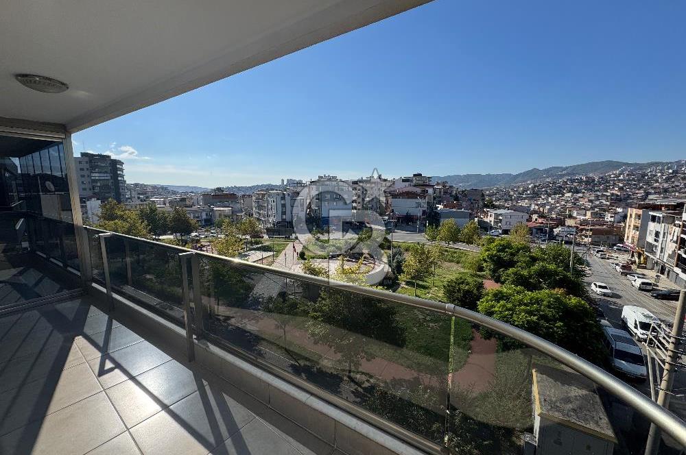 İzmir Karabağlar Site İçinde Kiralık Geniş 3+1 Daire