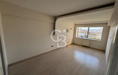 İzmir Karabağlar Site İçinde Kiralık Geniş 3+1 Daire